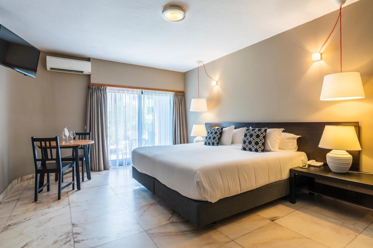 Topazio Vibe Beach Hotel & Apartments - Adults Friendly Албуфейра Номер фото